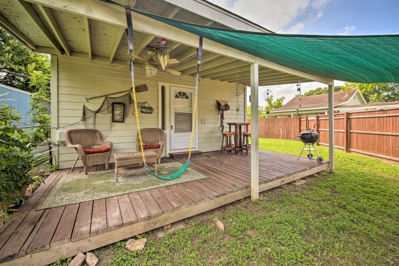 Pet-Friendly Canyon Lake Studio Fish, Boat, Relax Exterior photo